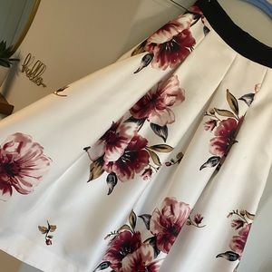 White House Black Market skirt